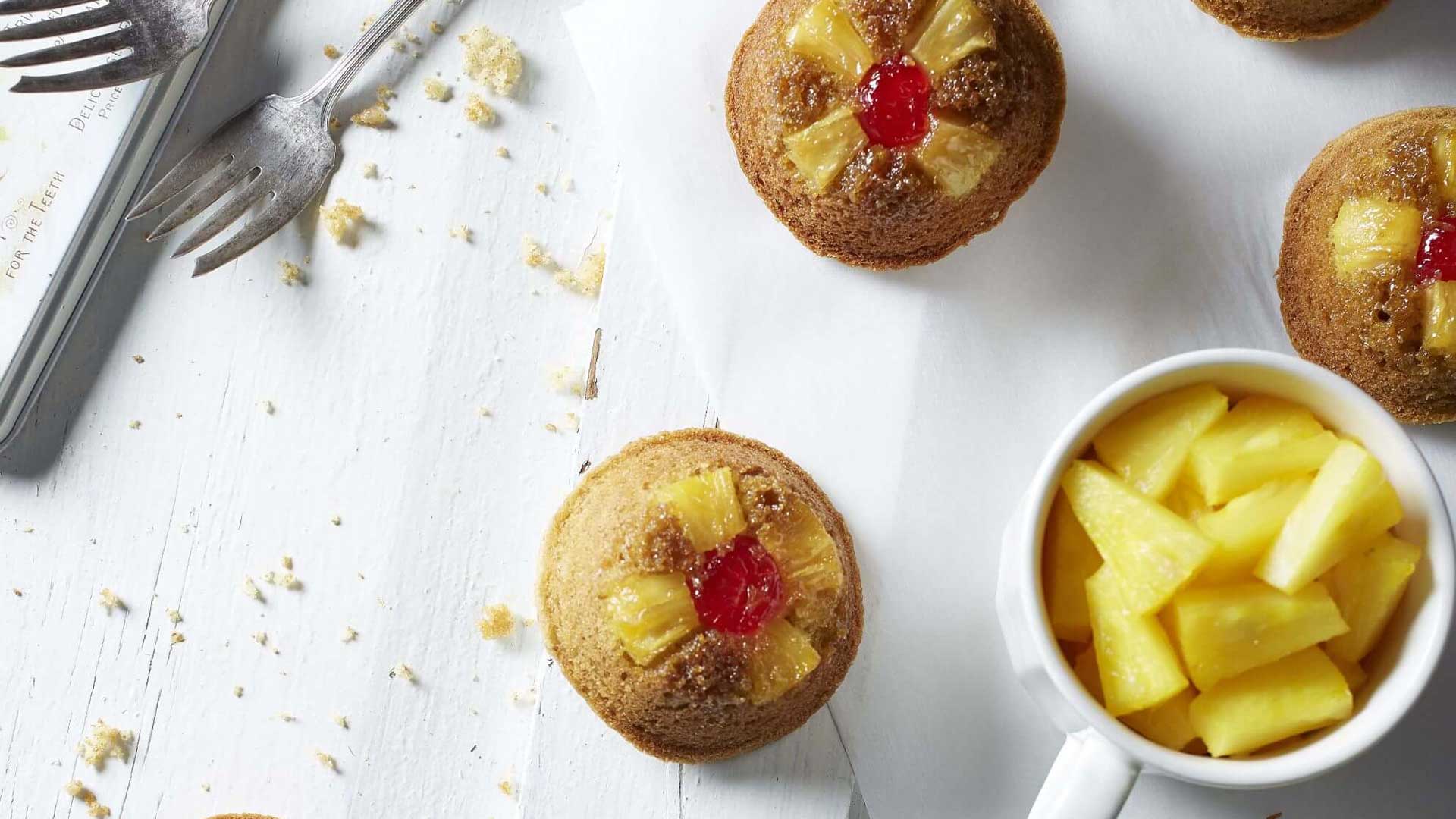 Mini Volteados de Piña